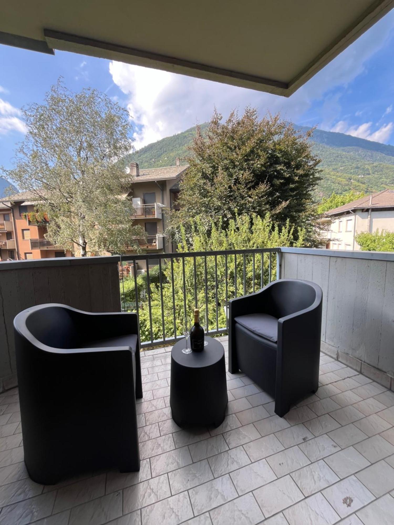 Casa Vacanze Lucia Tirano Kültér fotó